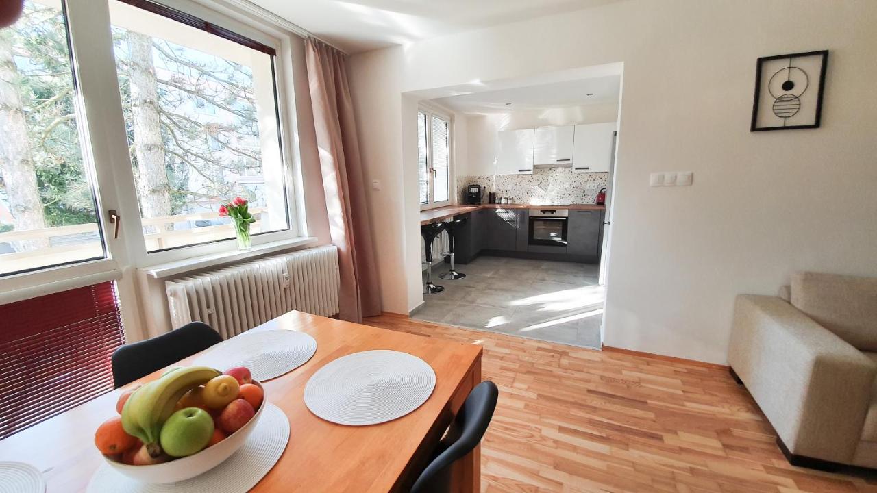 Apartman Love Bojnice Exteriör bild